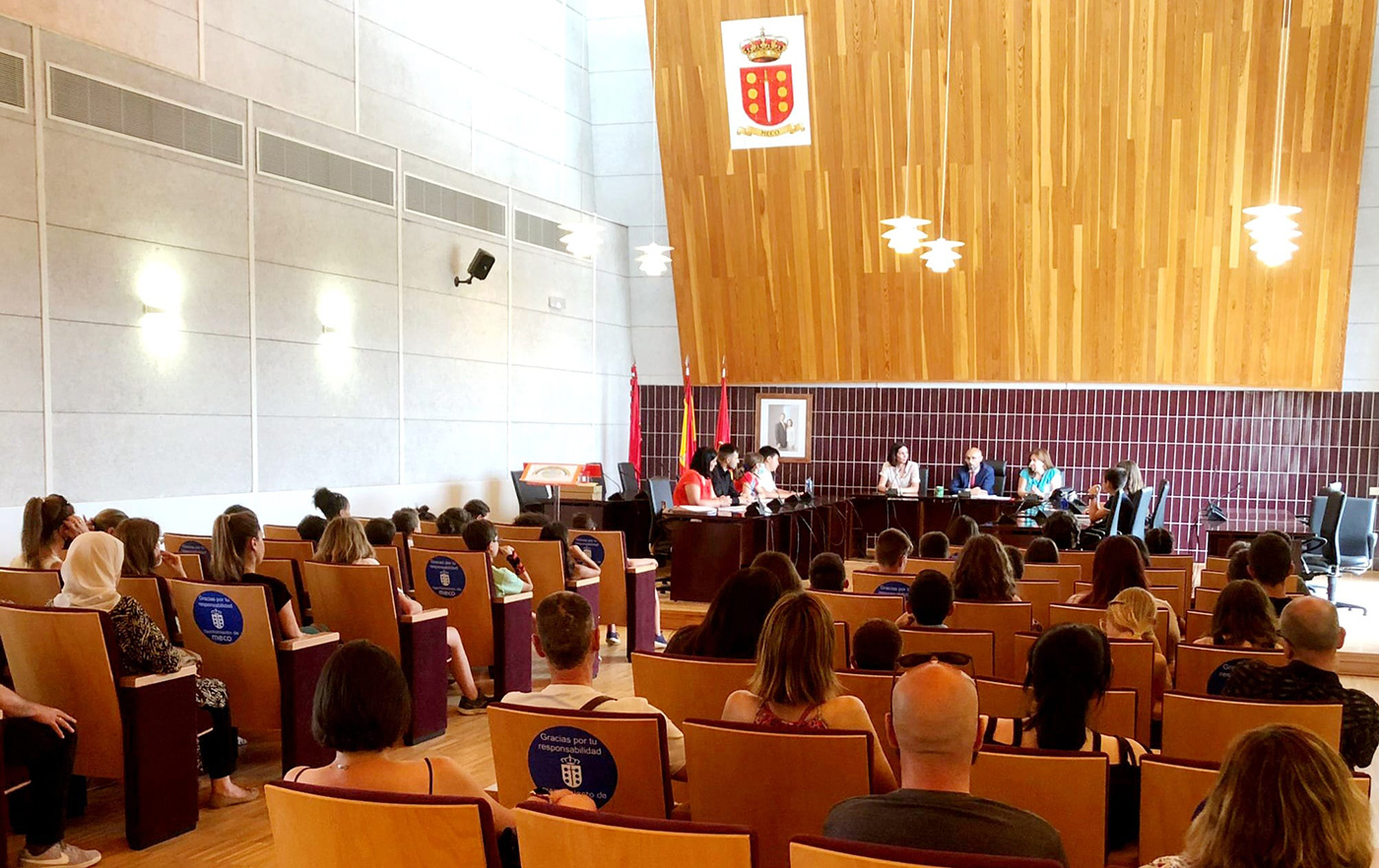 Pequeños y jóvenes se convierten en políticos por un día